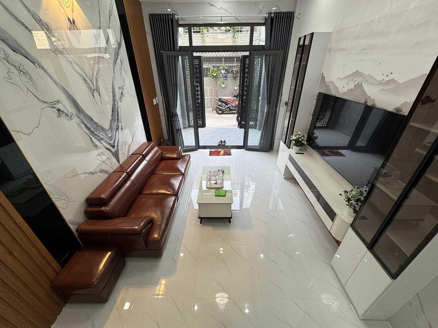 Nhà phố 3 lầu t.kế Tân Cổ Điển, full nội thất cao cấp, hẻm xe hơi khu VIP Lê Lợi-Gần ĐH Công Nghiệp